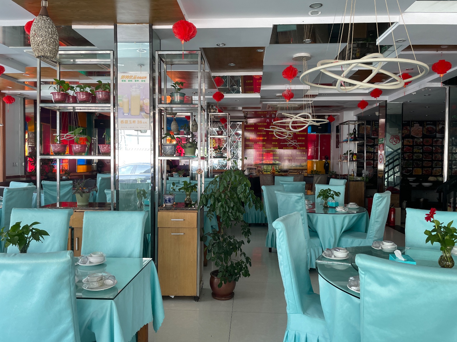 奉贤金汇临街大酒店餐饮转让